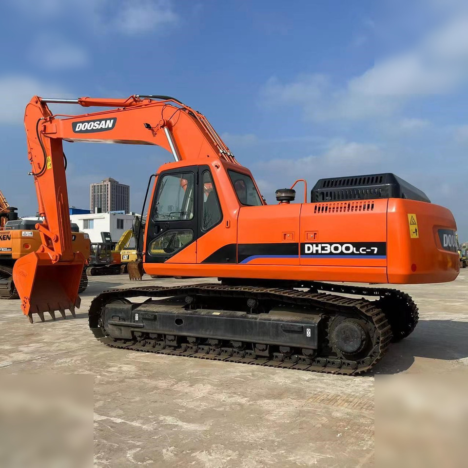 DOOSAN DH300 LC-7 - Pelle sur chenille: photos 1 DOOSAN DH300 LC-7 - Pelle sur chenille: photos 1