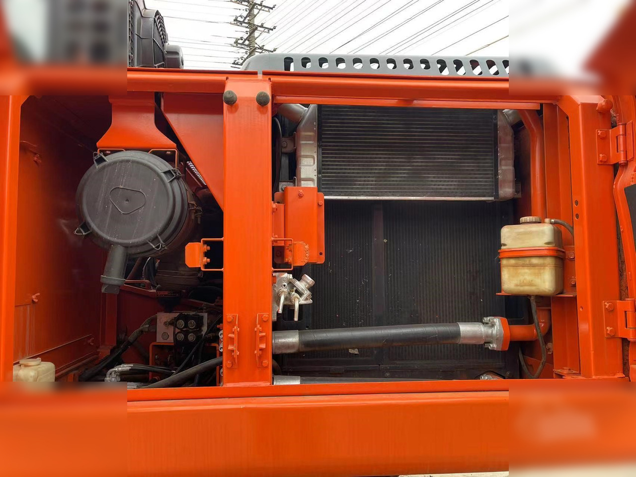 DOOSAN DX225 LC - Pelle sur chenille: photos 3 DOOSAN DX225 LC - Pelle sur chenille: photos 3