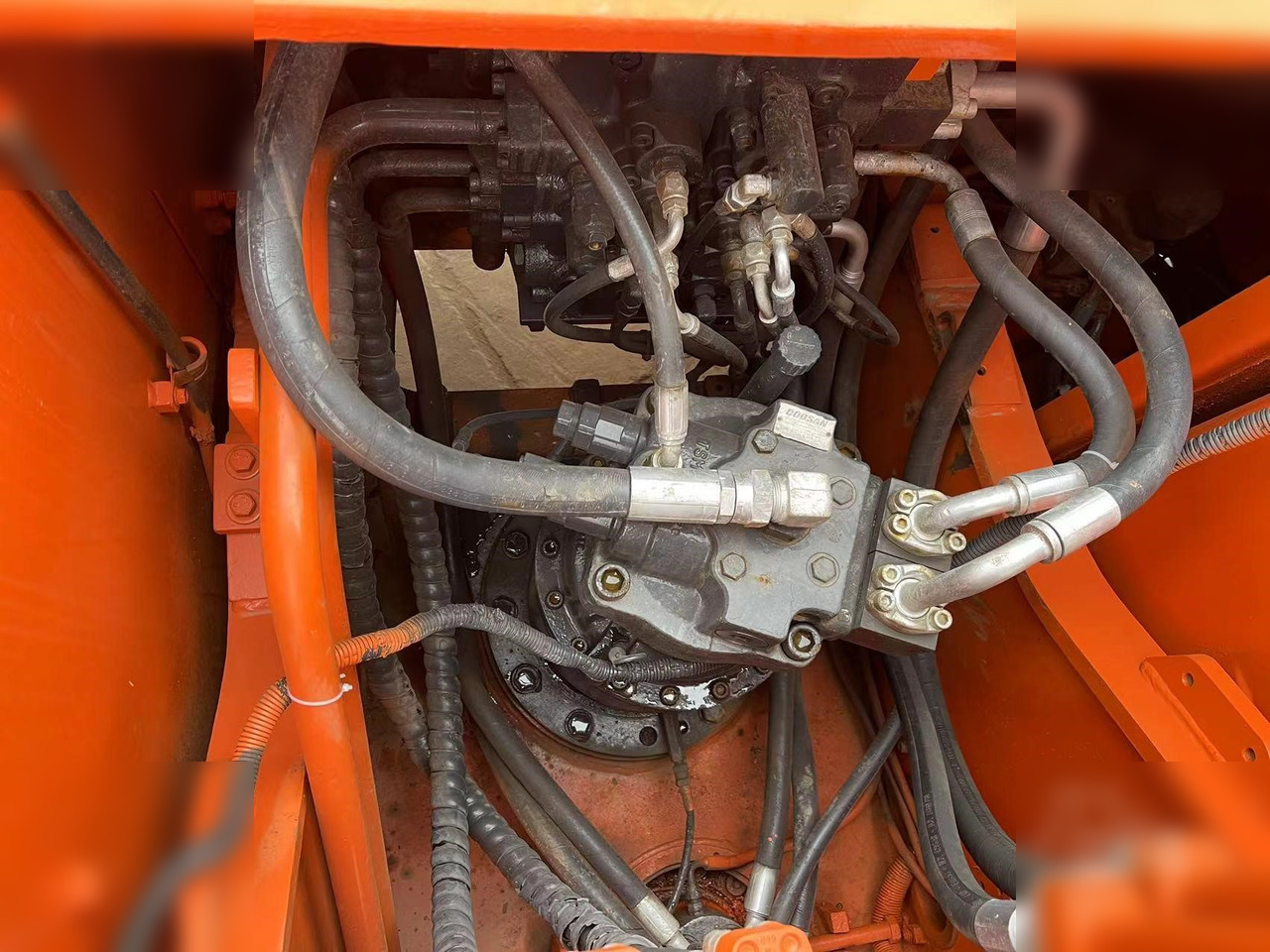 DOOSAN DX225 LC - Pelle sur chenille: photos 5 DOOSAN DX225 LC - Pelle sur chenille: photos 5