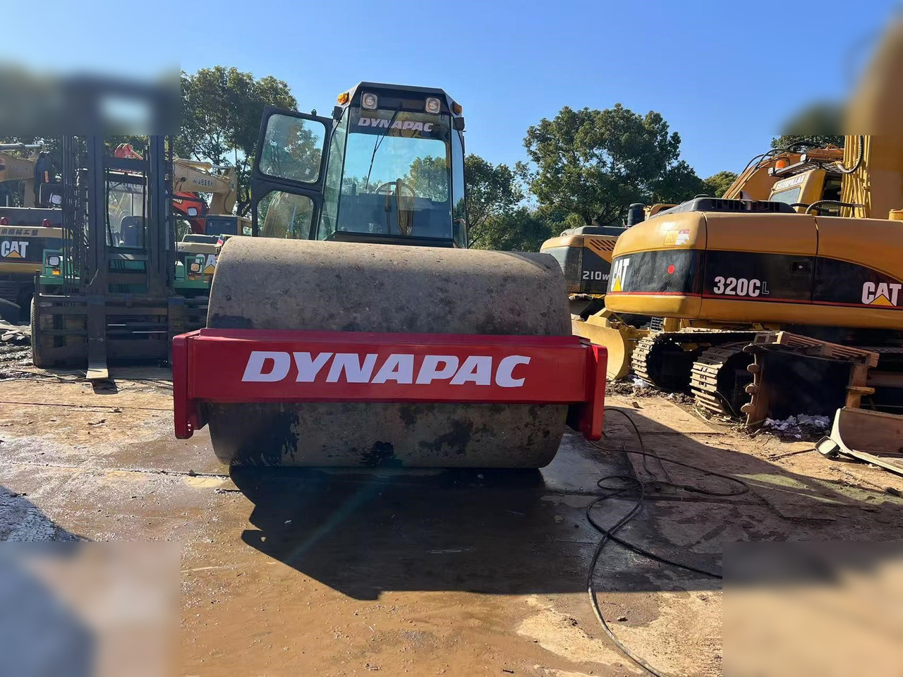 DYNAPAC CA251D - Compacteur: photos 2 DYNAPAC CA251D - Compacteur: photos 2