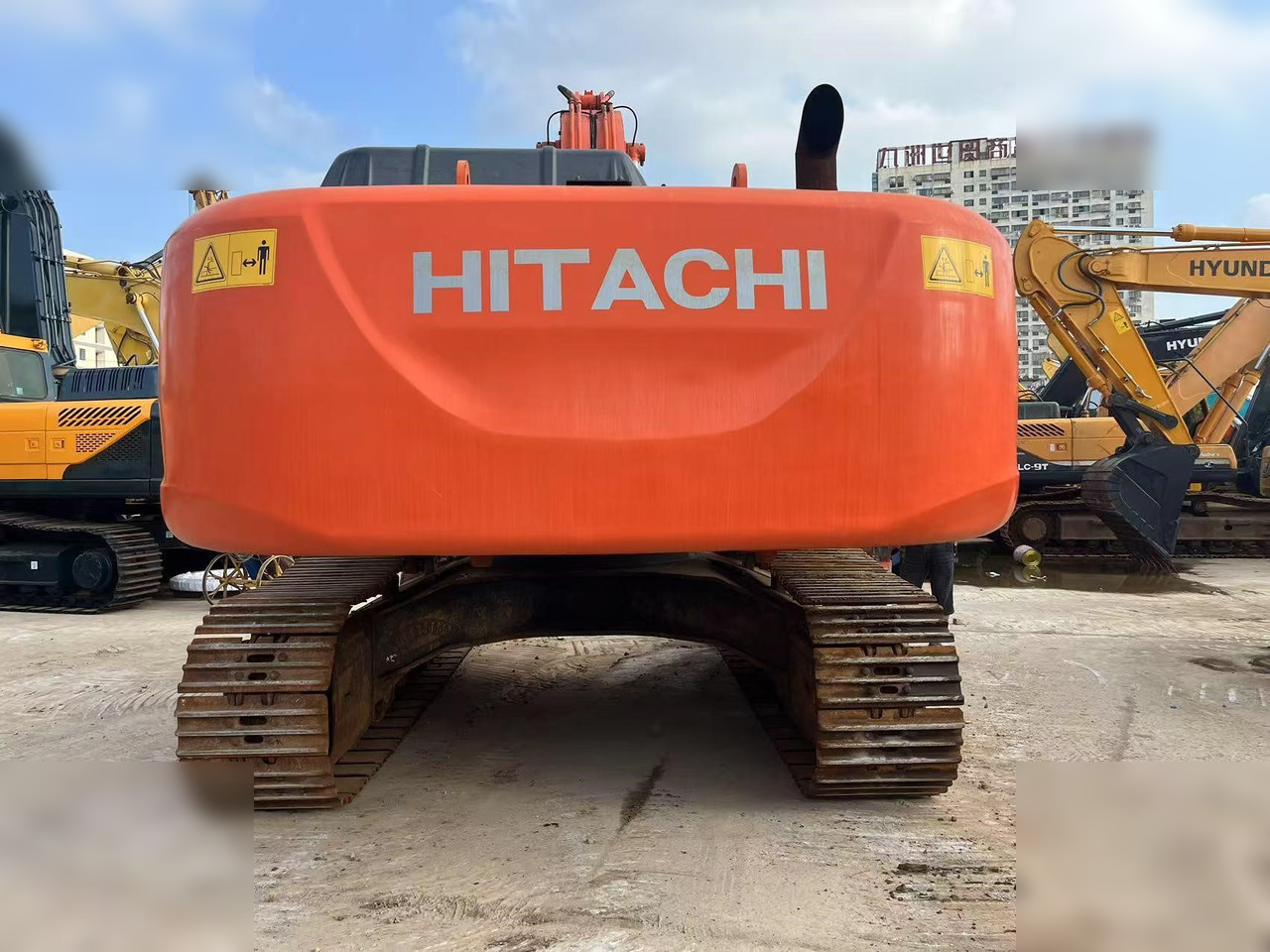 HITACHI ZX350H-5G - Pelle sur chenille: photos 3 HITACHI ZX350H-5G - Pelle sur chenille: photos 3