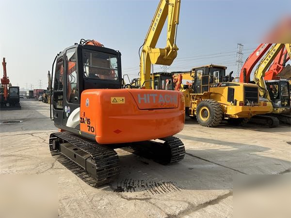 HITACHI ZX70 - Pelle sur chenille: photos 2 HITACHI ZX70 - Pelle sur chenille: photos 2