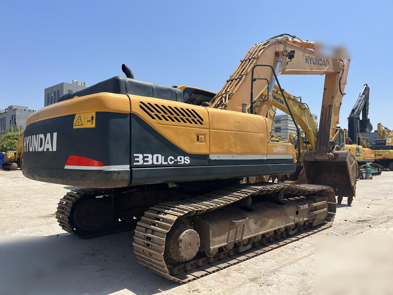 HYUNDAI ROBEX 330 LC-9S - Pelle sur chenille: photos 2 HYUNDAI ROBEX 330 LC-9S - Pelle sur chenille: photos 2
