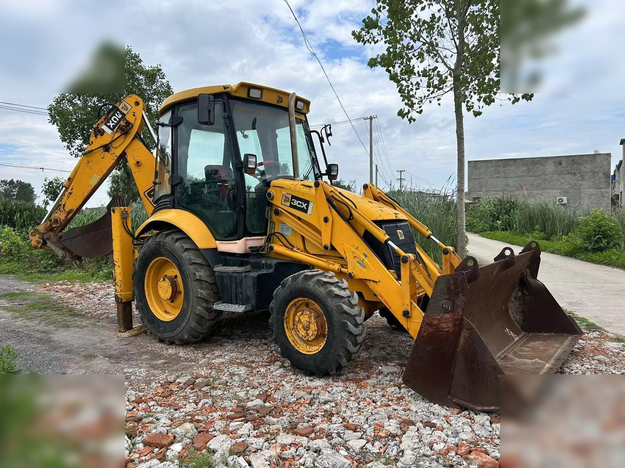 JCB 3CX - Tractopelle: photos 1 JCB 3CX - Tractopelle: photos 1