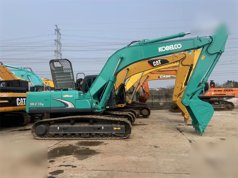 KOBELCO SK210 LC-8 - Pelle sur chenille: photos 1 KOBELCO SK210 LC-8 - Pelle sur chenille: photos 1