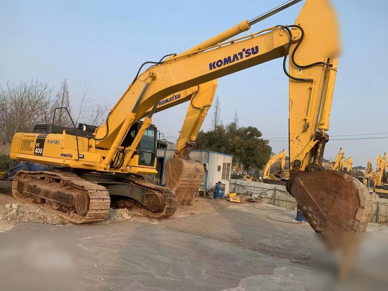 KOMATSU PC400-7 - Pelle sur chenille: photos 1 KOMATSU PC400-7 - Pelle sur chenille: photos 1