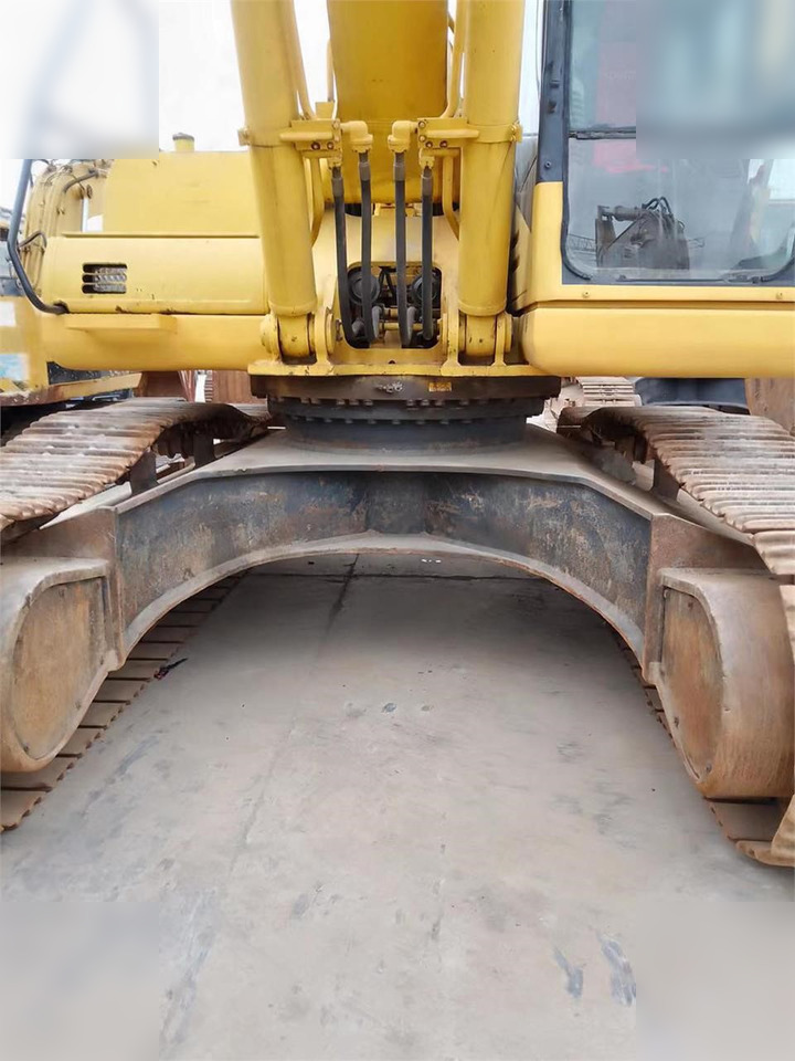 KOMATSU PC400-7 - Pelle sur chenille: photos 2 KOMATSU PC400-7 - Pelle sur chenille: photos 2