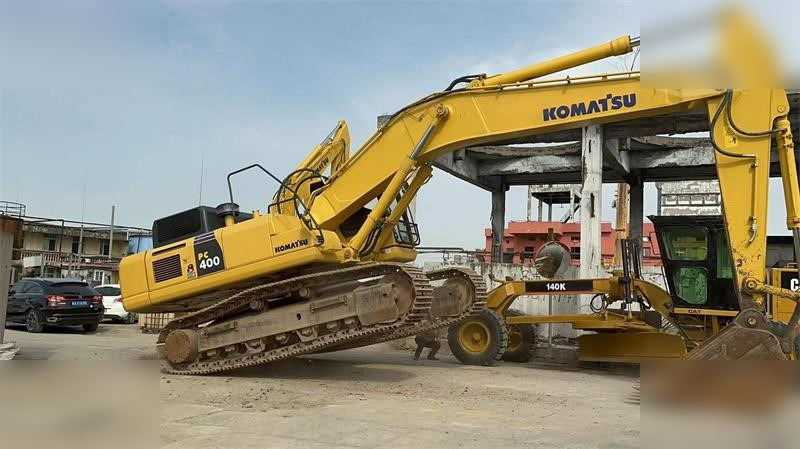KOMATSU PC400-8 - Pelle sur chenille: photos 1 KOMATSU PC400-8 - Pelle sur chenille: photos 1