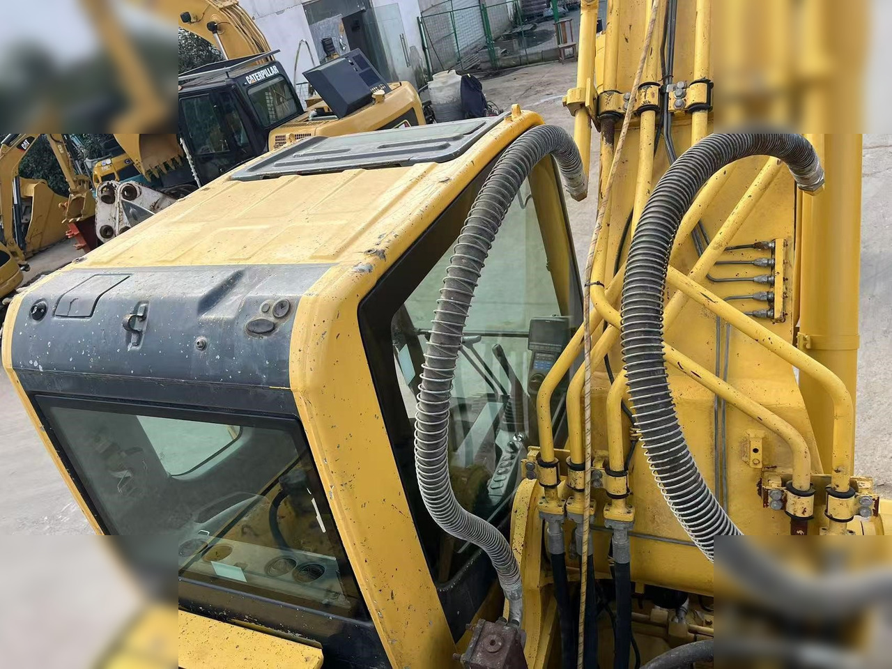 Pelle sur chenille KOMATSU PC400-8R: photos 7