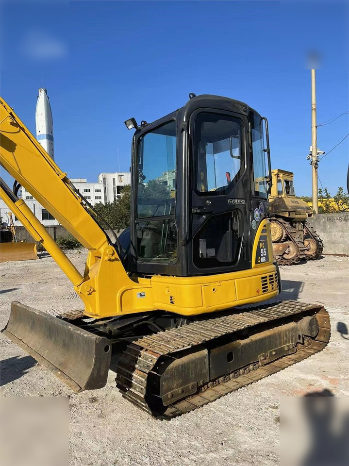 KOMATSU PC55MR-2 - Mini pelle: photos 5 KOMATSU PC55MR-2 - Mini pelle: photos 5