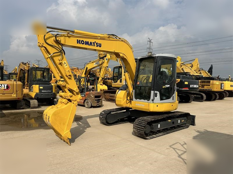 KOMATSU PC78US-6 - Pelle sur chenille: photos 1 KOMATSU PC78US-6 - Pelle sur chenille: photos 1