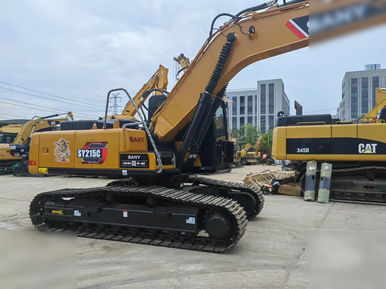 SANY SY215C - Pelle sur chenille: photos 3 SANY SY215C - Pelle sur chenille: photos 3