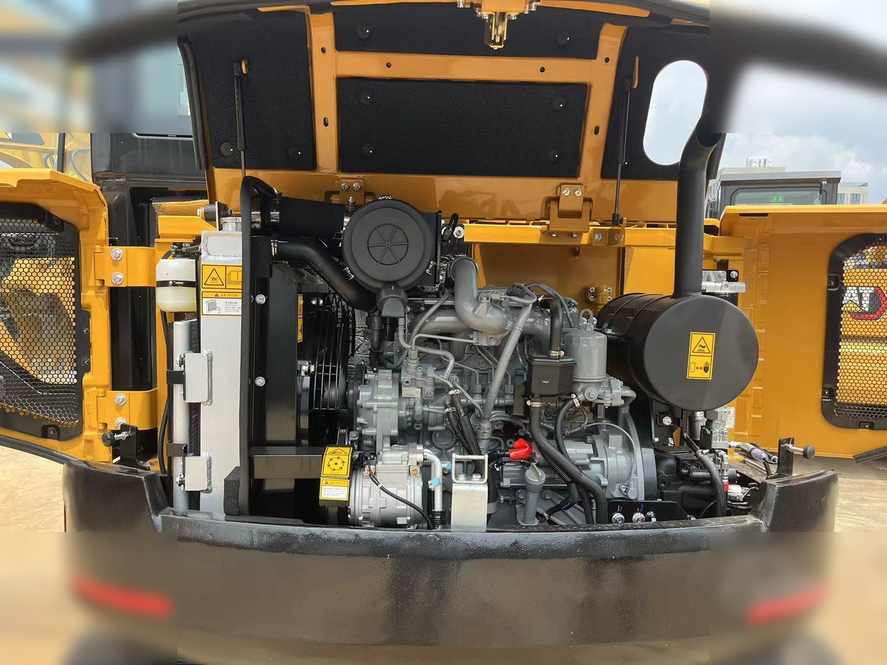 SANY SY60C - Pelle sur chenille: photos 4 SANY SY60C - Pelle sur chenille: photos 4