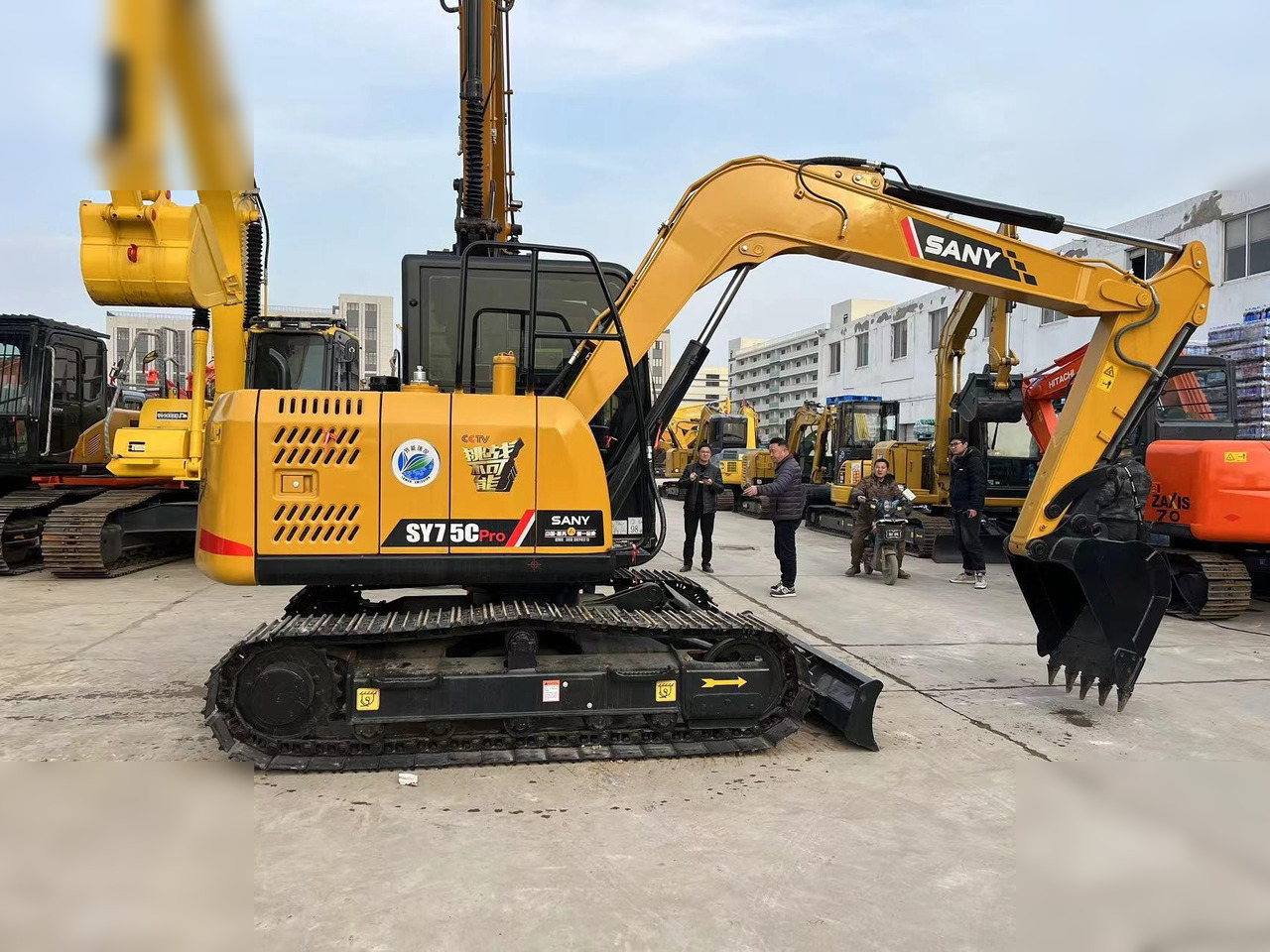 SANY SY75C - Pelle sur chenille: photos 2 SANY SY75C - Pelle sur chenille: photos 2