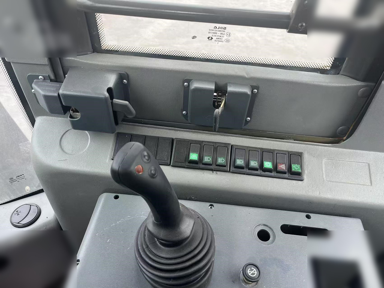 Chargeuse sur pneus SDLG L956F: photos 9 Chargeuse sur pneus SDLG L956F: photos 9