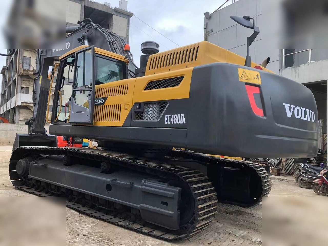 VOLVO EC480DL - Pelle sur chenille: photos 2 VOLVO EC480DL - Pelle sur chenille: photos 2