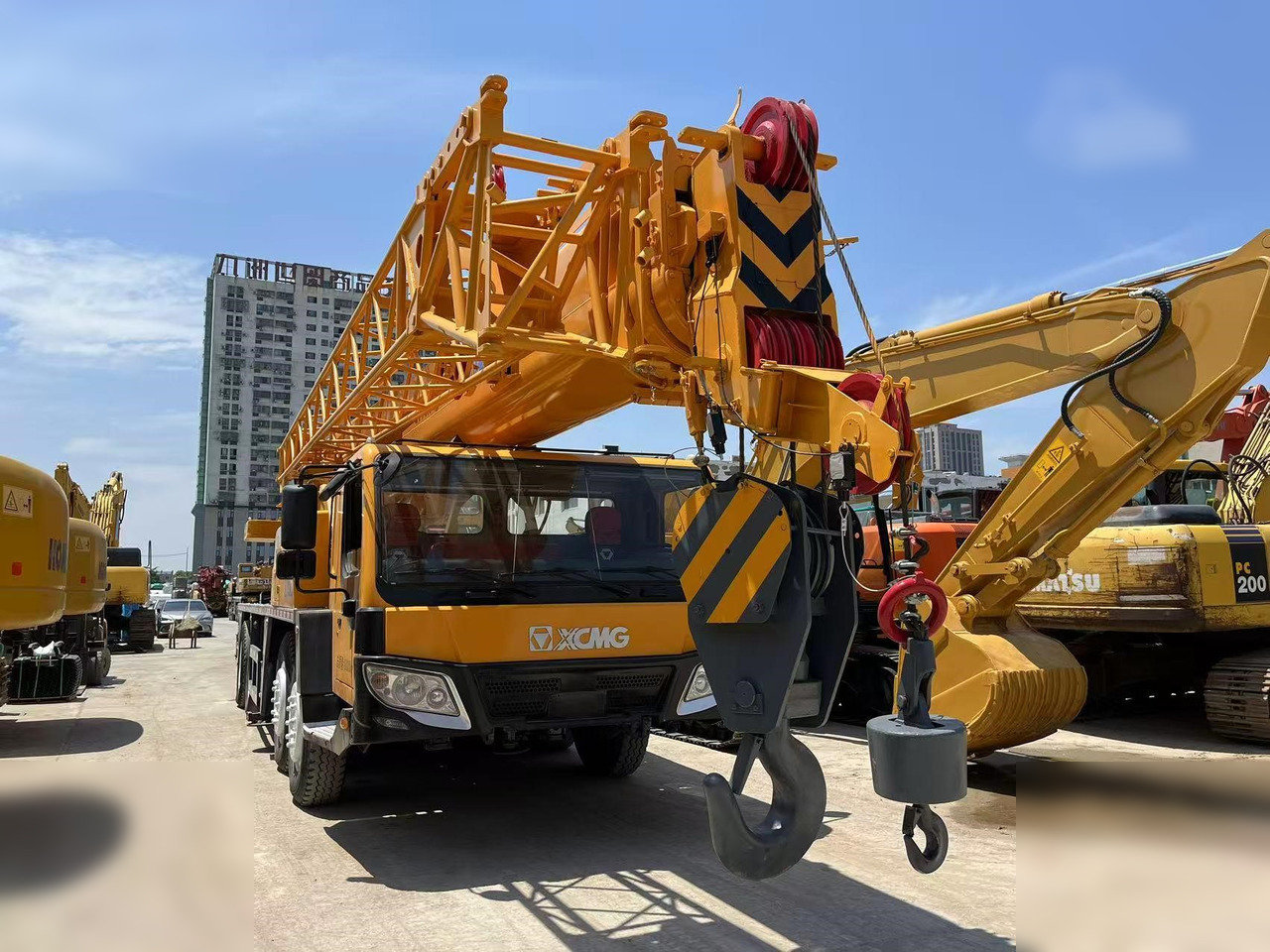 XCMG QY70K - Grue mobile: photos 2 XCMG QY70K - Grue mobile: photos 2