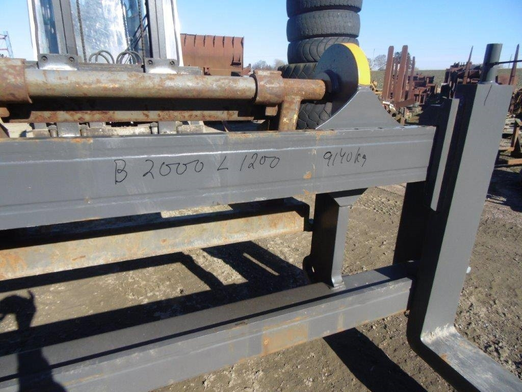 Pallgafflar B 2000 L 1200 Stora BM 9 ton - Fourches pour Engins de chantier: photos 1 Pallgafflar B 2000 L 1200 Stora BM 9 ton - Fourches pour Engins de chantier: photos 1