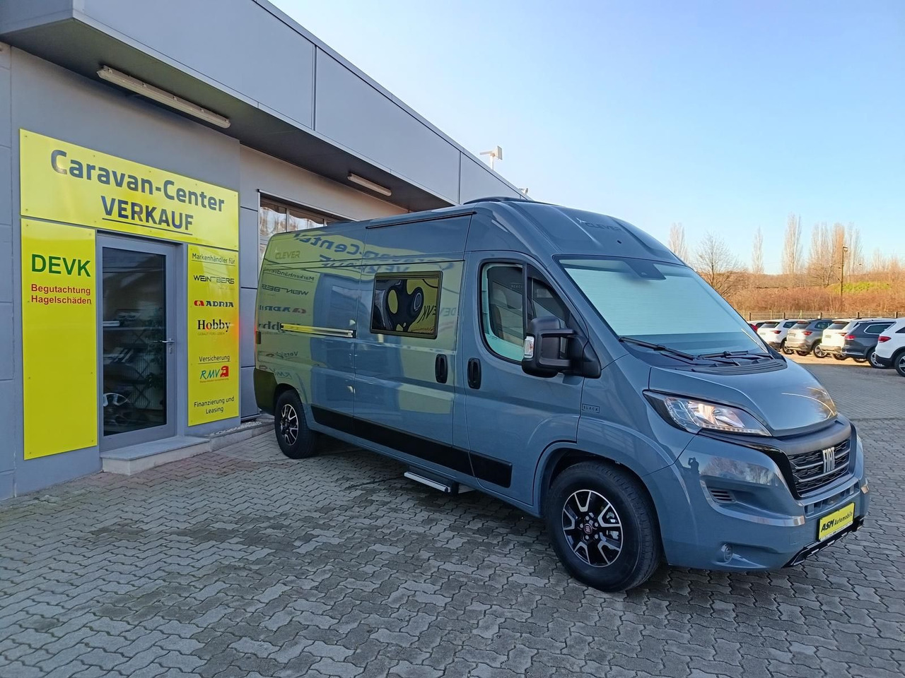 Clever Celebration 600 MJ24*AHK*MARKISE*ACC*R-KAM*RADIO - Fourgon aménagé: photos 2 Clever Celebration 600 MJ24*AHK*MARKISE*ACC*R-KAM*RADIO - Fourgon aménagé: photos 2