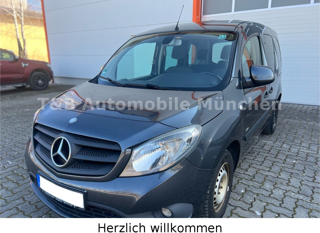 Mercedes-Benz Citan Kombi 111 CDI*Lang*Tourer*Klima*PDC*Euro6* - Voiture: photos 2 Mercedes-Benz Citan Kombi 111 CDI*Lang*Tourer*Klima*PDC*Euro6* - Voiture: photos 2