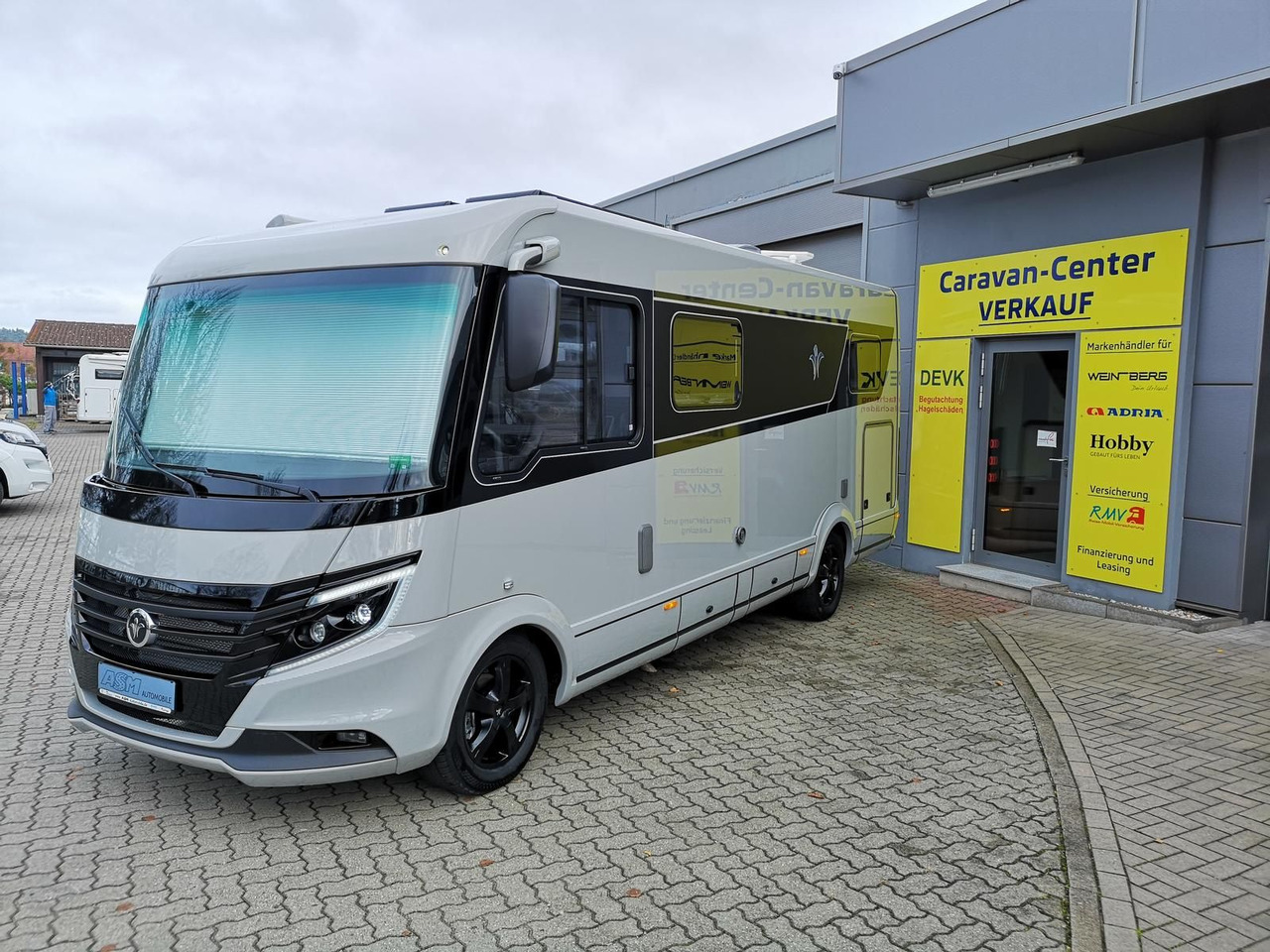 Niesmann + Bischoff iSmove 6.9 E 132 kW+AHK+SOLAR+ALDE+KLIMA+NAVI - Camping-car intégral: photos 2 Niesmann + Bischoff iSmove 6.9 E 132 kW+AHK+SOLAR+ALDE+KLIMA+NAVI - Camping-car intégral: photos 2