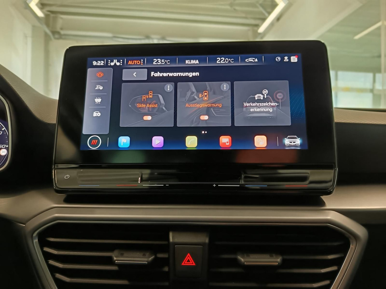 Voiture break Seat Leon Sportstourer 1,5TSI FR*NAVI*LED*SOUND*R-KAM: photos 14