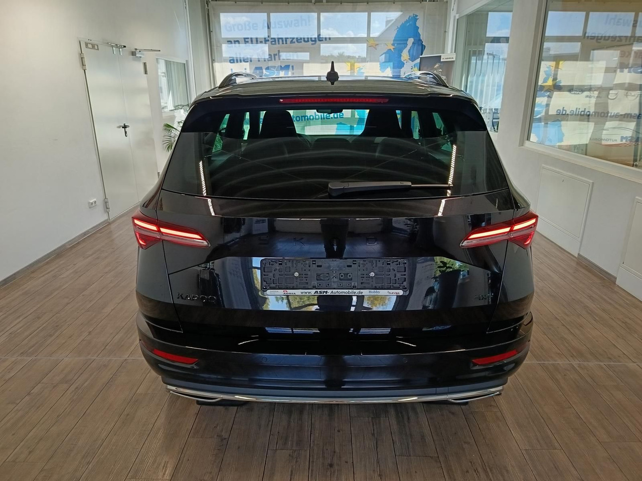 Skoda Karoq Sportline 2,0 TDI 4x4*AHK*PSD*STD.HZG*DCC* - SUV: photos 5 Skoda Karoq Sportline 2,0 TDI 4x4*AHK*PSD*STD.HZG*DCC* - SUV: photos 5
