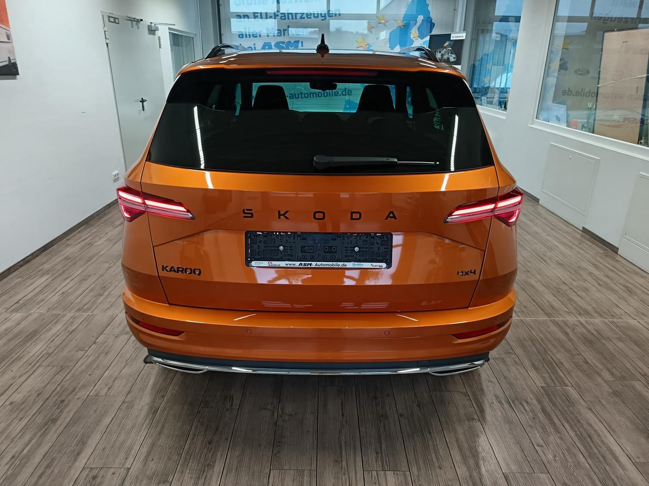 Skoda Karoq Sportline 2,0 TDI DSG 4x4*AHK*PSD*STD.HZG* - SUV: photos 5 Skoda Karoq Sportline 2,0 TDI DSG 4x4*AHK*PSD*STD.HZG* - SUV: photos 5