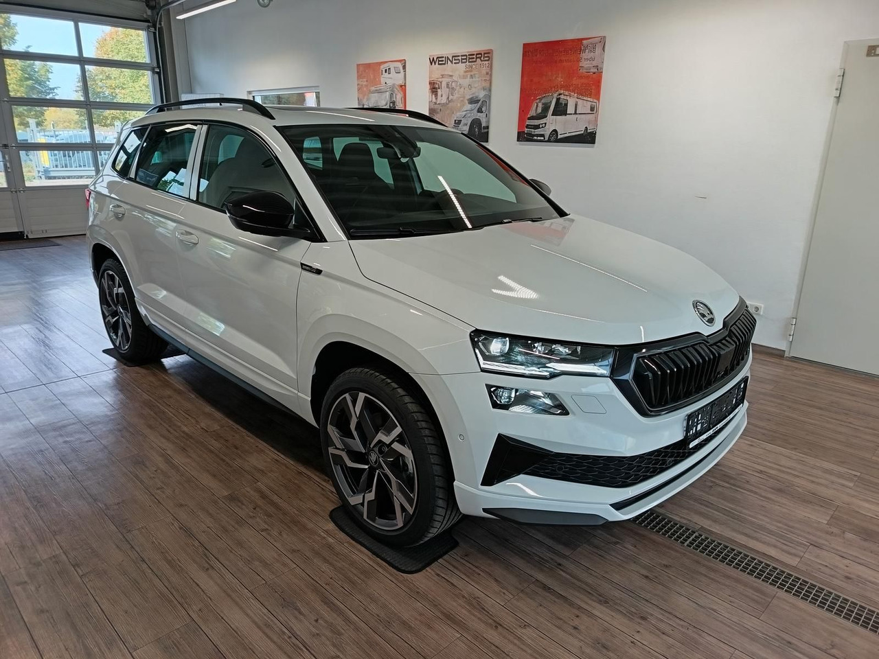 Skoda Karoq Sportline 2,0 TDI DSG 4x4*AHK*PSD*STD.HZG* - SUV: photos 3 Skoda Karoq Sportline 2,0 TDI DSG 4x4*AHK*PSD*STD.HZG* - SUV: photos 3