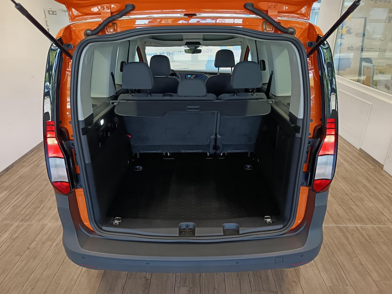 Voiture break Volkswagen Caddy 2.0 TDI 75 kW*PDC*TEMP*DAB*KLIMA*5-SITZER*: photos 6