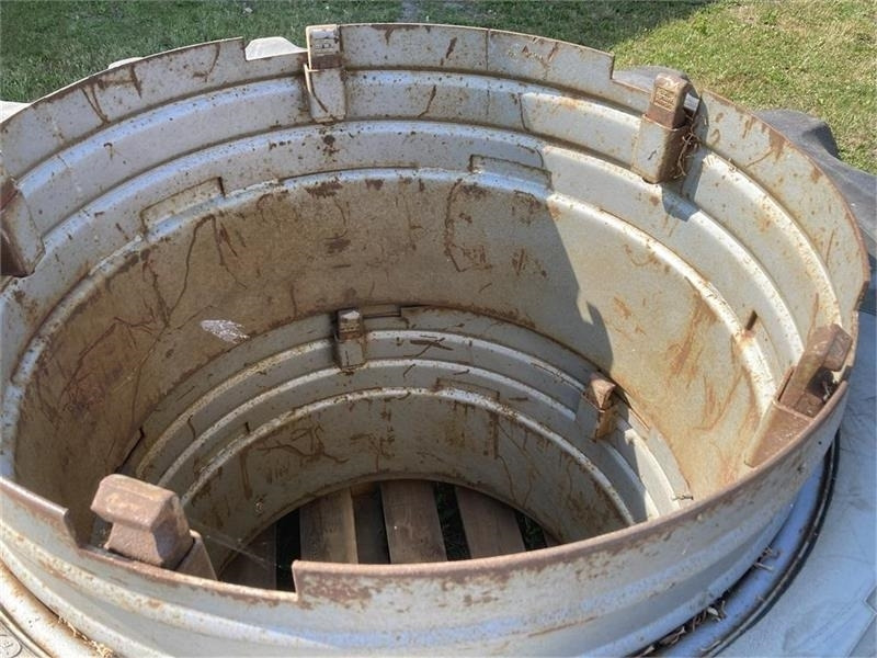 Dual 5-klods 580/70r38 - Pneus et jantes pour Machine agricole: photos 3 Dual 5-klods 580/70r38 - Pneus et jantes pour Machine agricole: photos 3