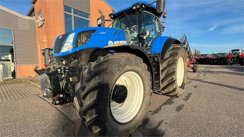New Holland T7.315 HD AutoComand  - Tracteur agricole: photos 2 New Holland T7.315 HD AutoComand  - Tracteur agricole: photos 2