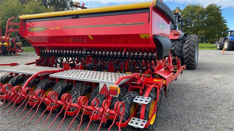 Vaderstad Rapid 400C Combi - Combiné de semis: photos 2 Vaderstad Rapid 400C Combi - Combiné de semis: photos 2