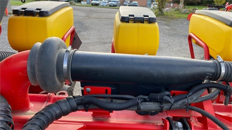 Vaderstad Tempo F 8RK. - Semoir: photos 5 Vaderstad Tempo F 8RK. - Semoir: photos 5