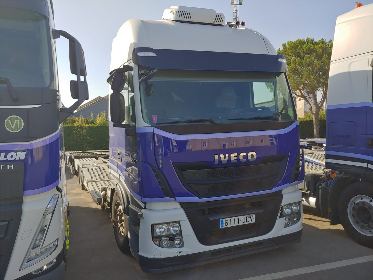 IVECO AS190S50FP - Camion porte-voitures: photos 2 IVECO AS190S50FP - Camion porte-voitures: photos 2