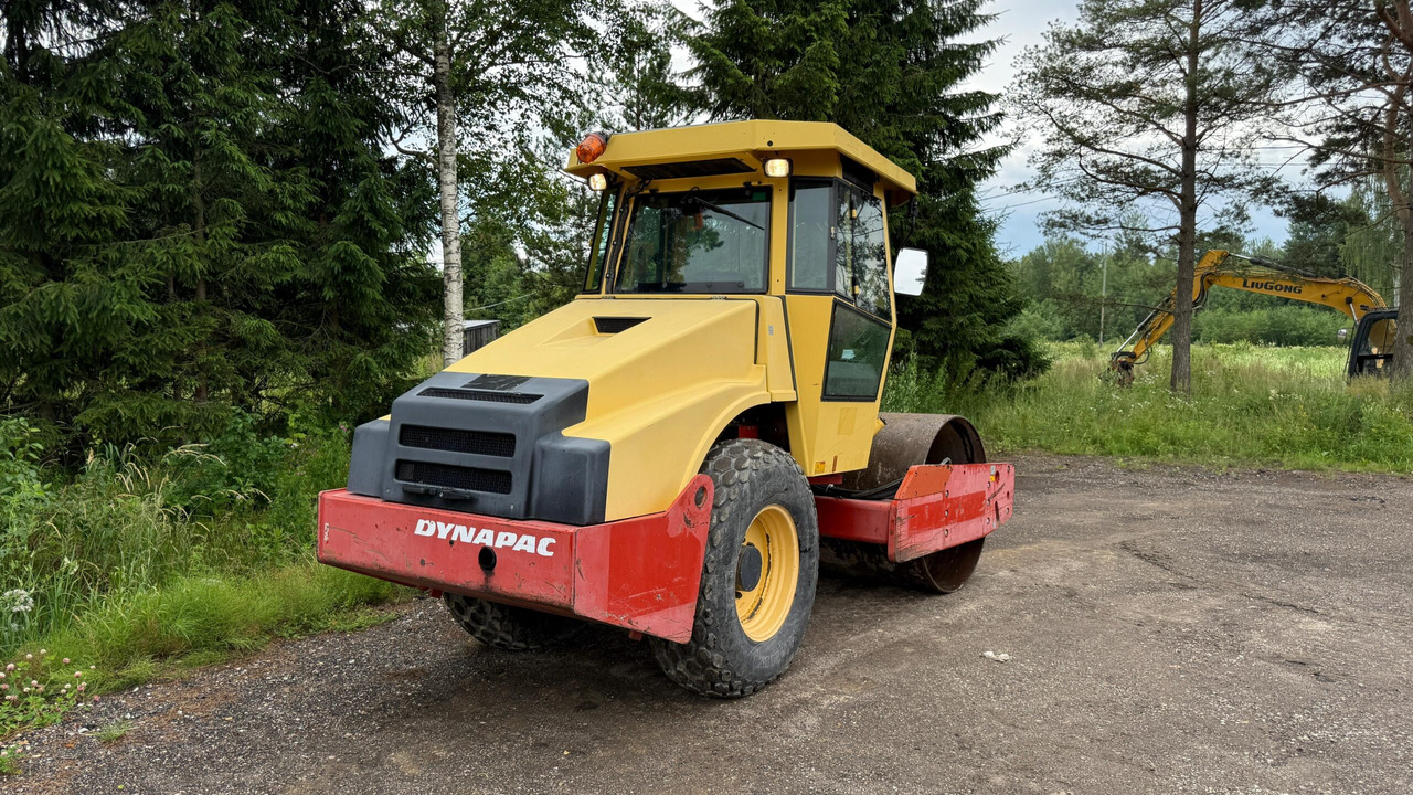 Dynapac CA152D - Compacteur à pieds de mouton/ Monocylindre: photos 4 Dynapac CA152D - Compacteur à pieds de mouton/ Monocylindre: photos 4