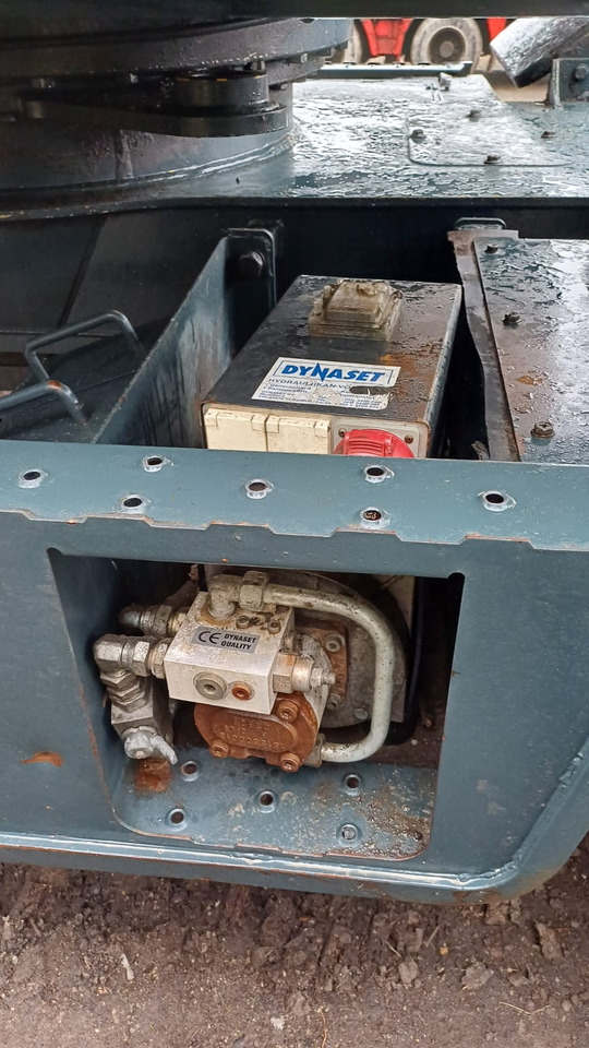 Pelle sur pneus Hyundai Robex 140W-9A: photos 16