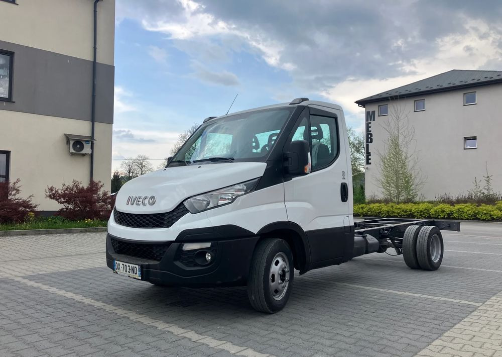 Iveco DAILY 35C13 ramo do zabudowy kiper wywrotka - Châssis cabine: photos 1 Iveco DAILY 35C13 ramo do zabudowy kiper wywrotka - Châssis cabine: photos 1