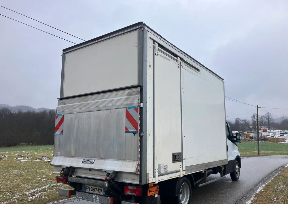 Iveco DAILY 35C16 kontener kurierka winda - Fourgon grand volume: photos 3 Iveco DAILY 35C16 kontener kurierka winda - Fourgon grand volume: photos 3