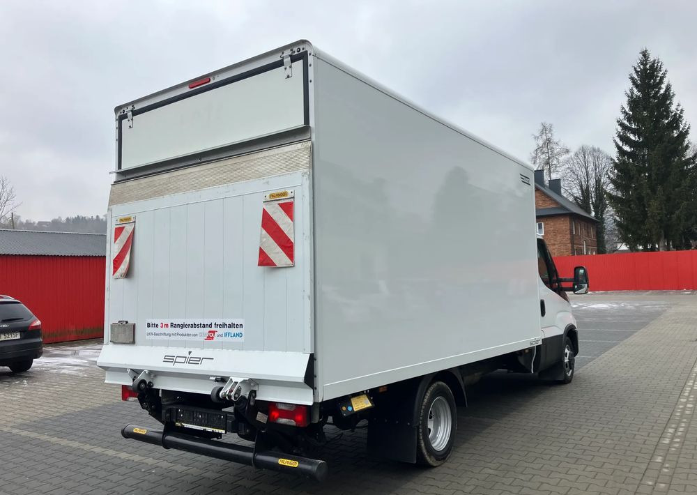 Iveco DAILY 35C16 kontener kurierka winda STAN PERFEKCYJNY - Fourgon grand volume: photos 3 Iveco DAILY 35C16 kontener kurierka winda STAN PERFEKCYJNY - Fourgon grand volume: photos 3