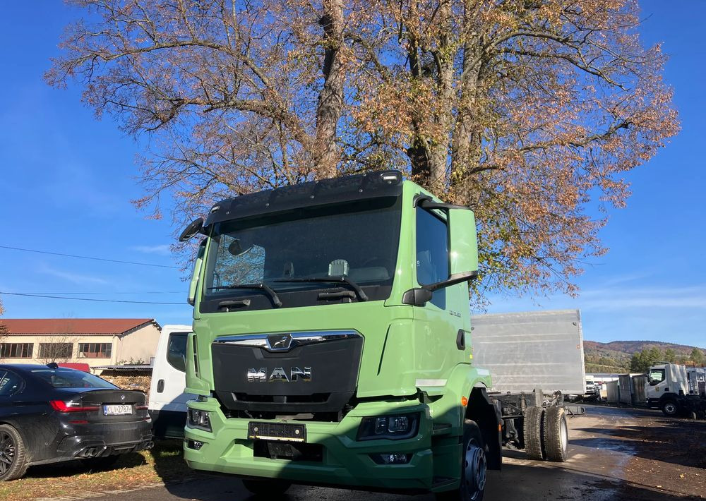 MAN MAN TGM 12.290 euro 6 ramo do zabudowy - Châssis cabine: photos 1 MAN MAN TGM 12.290 euro 6 ramo do zabudowy - Châssis cabine: photos 1