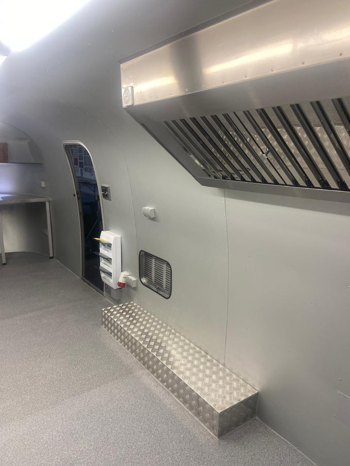 Remorque magasin 1992 Airstream Classic 1992 Airstream Classic – Fully Rebuilt Vintage Travel Trailer: photos 19