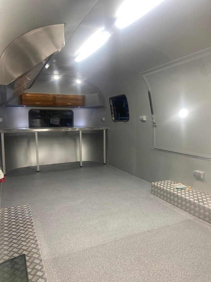 Remorque magasin 1992 Airstream Classic 1992 Airstream Classic – Fully Rebuilt Vintage Travel Trailer: photos 32