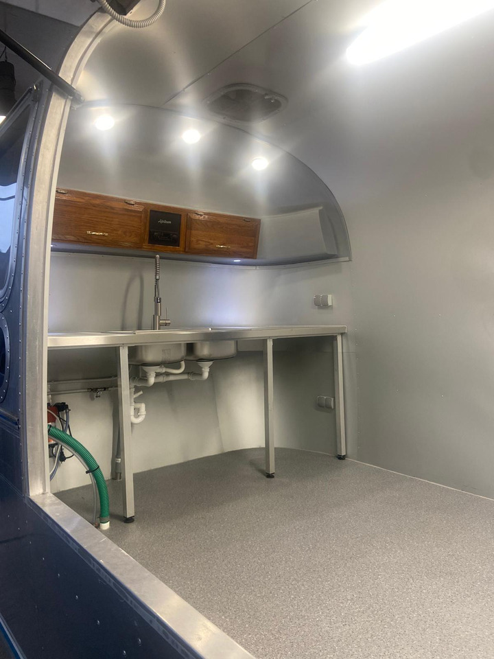 Remorque magasin 1992 Airstream Classic 1992 Airstream Classic – Fully Rebuilt Vintage Travel Trailer: photos 24