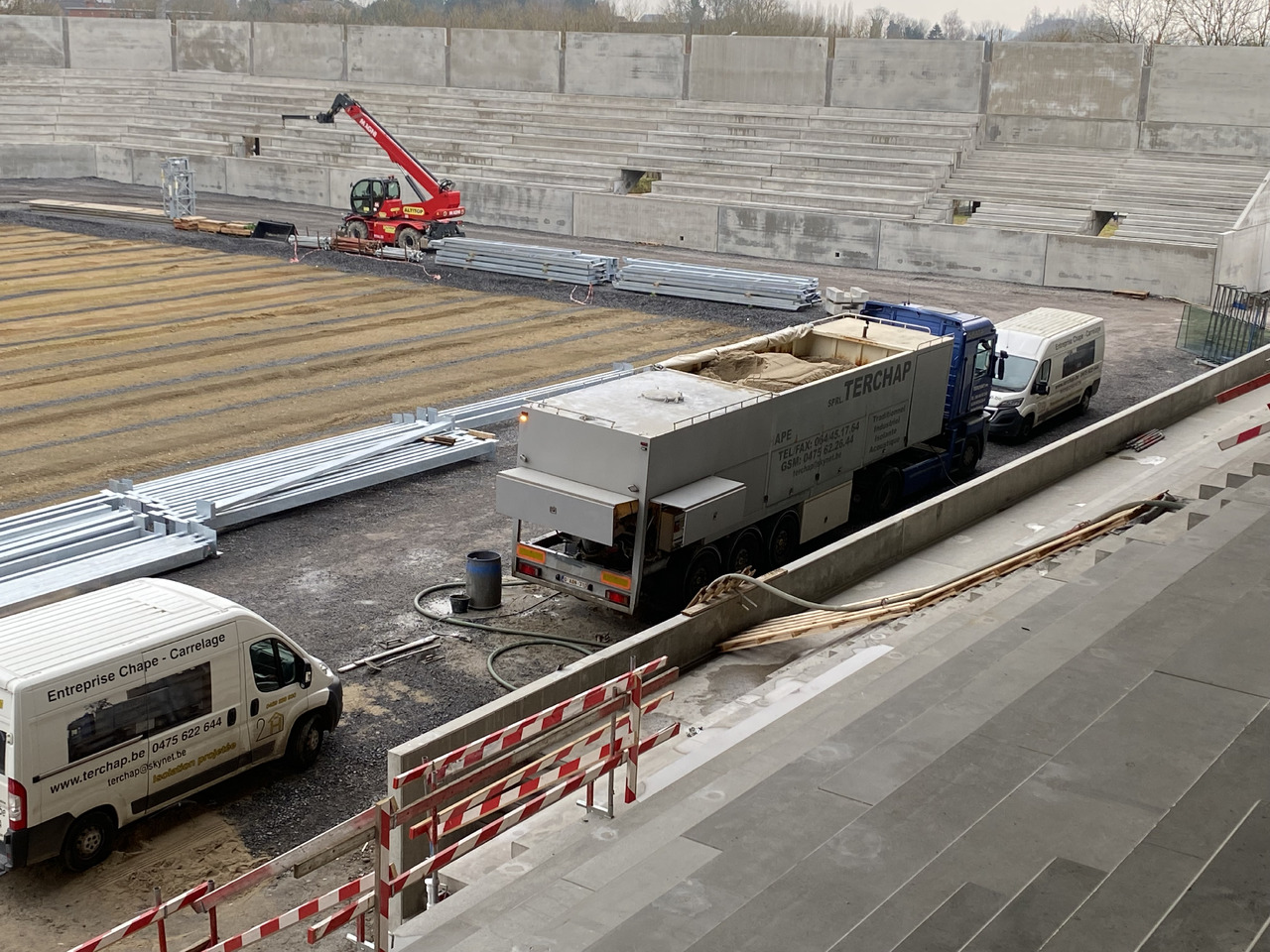 Mcmachine KWB SEMI REMORQUE A CHAPE Mcmachine KWB SEMI REMORQUE A CHAPE - Semi-remorque: photos 5 Mcmachine KWB SEMI REMORQUE A CHAPE Mcmachine KWB SEMI REMORQUE A CHAPE - Semi-remorque: photos 5