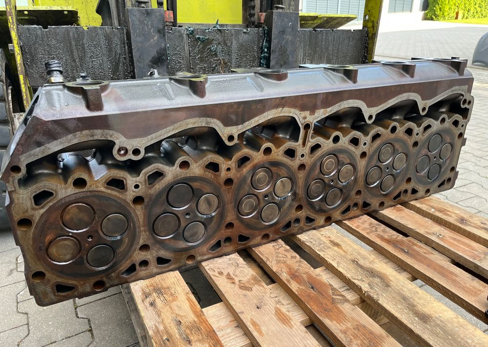 Głowica silnika DAF XF 106 euro 6 polift MX-13 - Moteur pour Camion: photos 4 Głowica silnika DAF XF 106 euro 6 polift MX-13 - Moteur pour Camion: photos 4