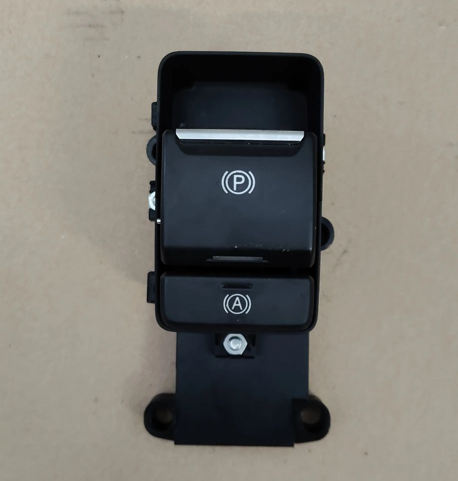 HAMULEC RĘCZNY ELEKTRYCZNY SCANIA R S 2717362 - Cabine et intérieur pour Camion: photos 1 HAMULEC RĘCZNY ELEKTRYCZNY SCANIA R S 2717362 - Cabine et intérieur pour Camion: photos 1