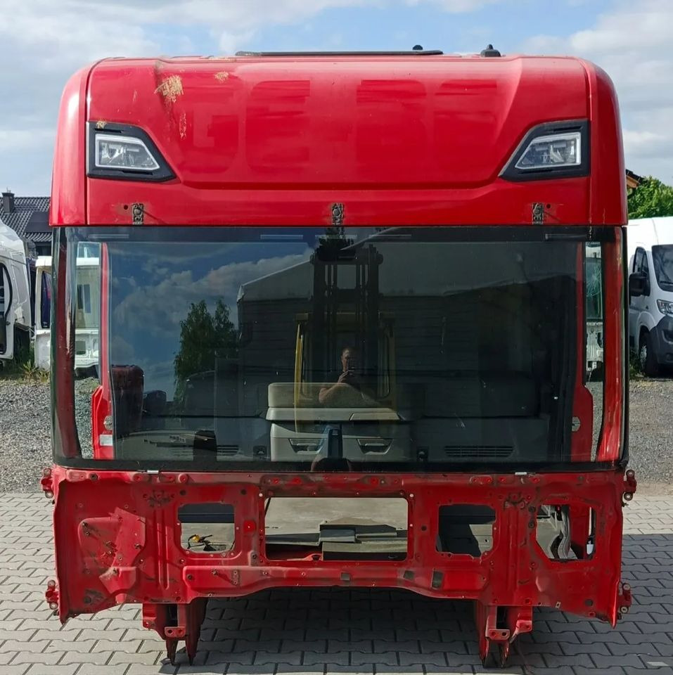 KABINA SCANIA R S CR20H - Carrosserie et extérieur pour Camion: photos 1 KABINA SCANIA R S CR20H - Carrosserie et extérieur pour Camion: photos 1