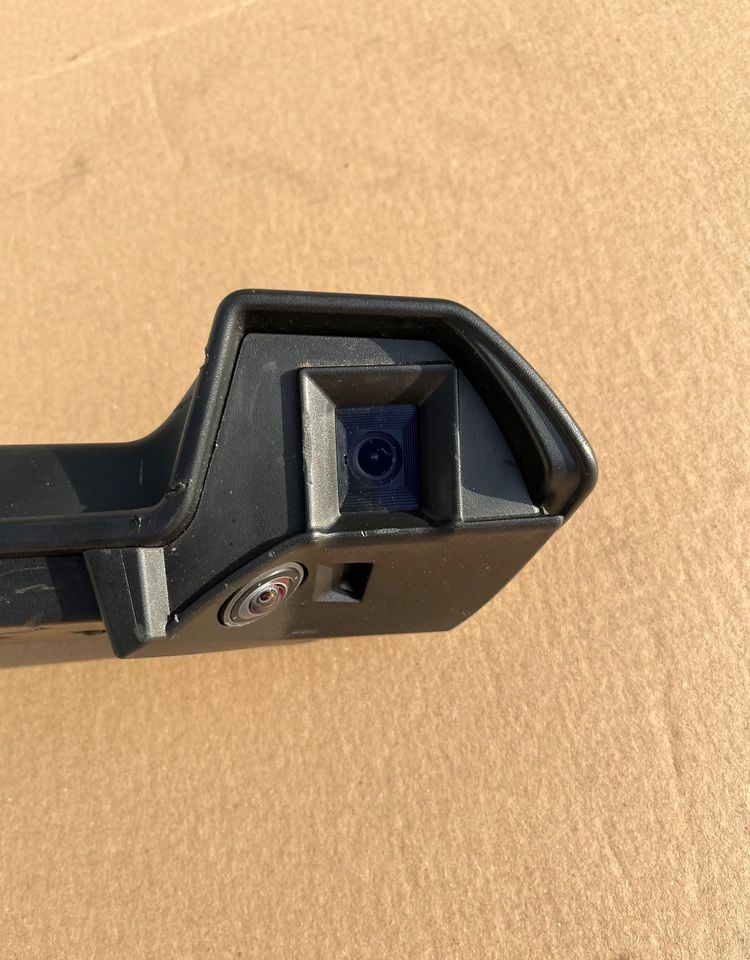 Kamera wsteczna MAN TG3 TGX TGS nowy model kamera boczna lusterko - Carrosserie et extérieur pour Camion: photos 2 Kamera wsteczna MAN TG3 TGX TGS nowy model kamera boczna lusterko - Carrosserie et extérieur pour Camion: photos 2