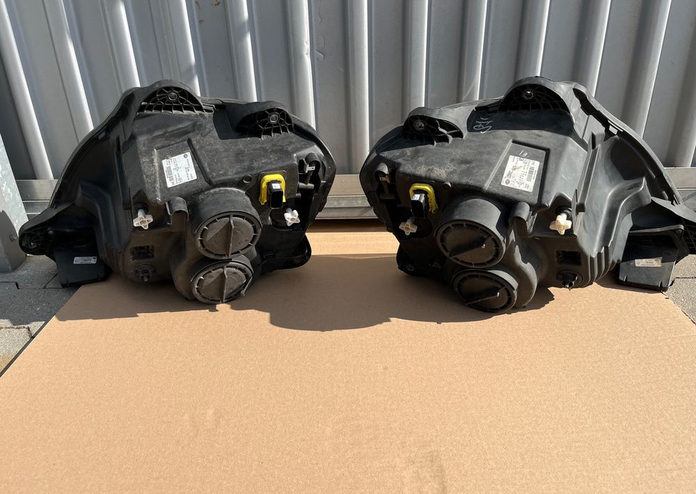 Lampa DAF XF 106 euro 6 reflektor H7 - Lumière/ Éclairage pour Camion: photos 2 Lampa DAF XF 106 euro 6 reflektor H7 - Lumière/ Éclairage pour Camion: photos 2